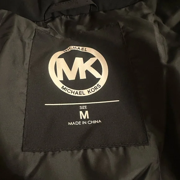 MICHAEL Michael Kors Black Hooded Puffer Jacket - Picture 12 of 12